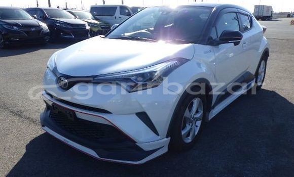 কেনা ব্যবহৃত Toyota chr s led Pearl গাড়ী মধ্যে ঢাকা মধ্যে Dhaka কেনা ব্যবহৃত Toyota chr s led Pearl গাড়ী মধ্যে ঢাকা মধ্যে Dhaka