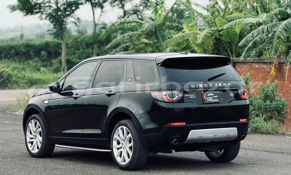 Buy Used 2015 Mercedes-Benz Discovery in Dhaka, Dhaka Buy Used 2015 Mercedes-Benz Discovery in Dhaka, Dhaka