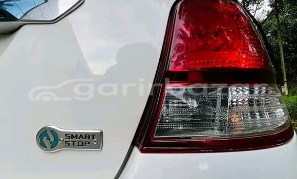 Buy Used Toyota Axio in Bogora, Bogora Buy Used Toyota Axio in Bogora, Bogora