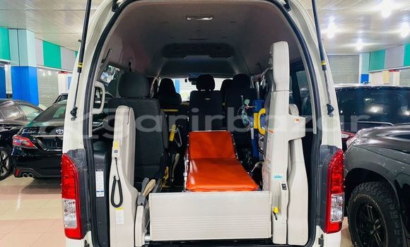 কেনা ব্যবহৃত Toyota Hiace White গাড়ী মধ্যে ঢাকা মধ্যে Dhaka কেনা ব্যবহৃত Toyota Hiace White গাড়ী মধ্যে ঢাকা মধ্যে Dhaka