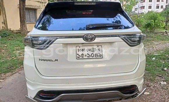 Buy Used Toyota Harrier in Bhandaria, Pirojpur Buy Used Toyota Harrier in Bhandaria, Pirojpur