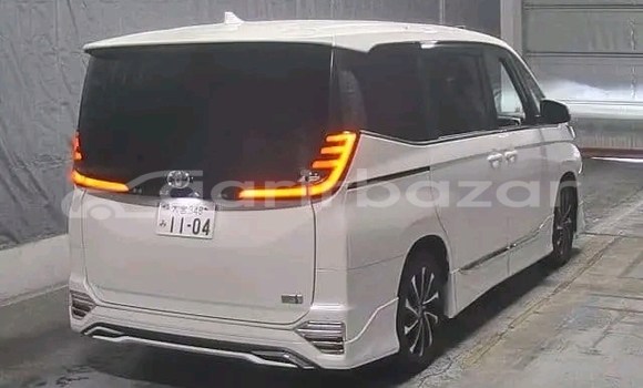 Buy Used Toyota Noah in Bandarban, Bandarban Buy Used Toyota Noah in Bandarban, Bandarban