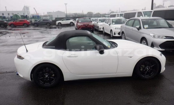 কেনা ব্যবহৃত Mazda Roadster White গাড়ী মধ্যে বাজিতপুর মধ্যে Kishorganj কেনা ব্যবহৃত Mazda Roadster White গাড়ী মধ্যে বাজিতপুর মধ্যে Kishorganj