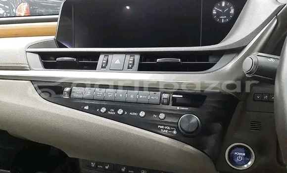 Buy Used 2019 Lexus ES 300 in Bochanganj, Dinajpur Buy Used 2019 Lexus ES 300 in Bochanganj, Dinajpur