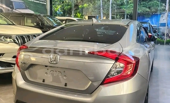Buy Used Honda Civic in Baniachang, Habiganj Buy Used Honda Civic in Baniachang, Habiganj