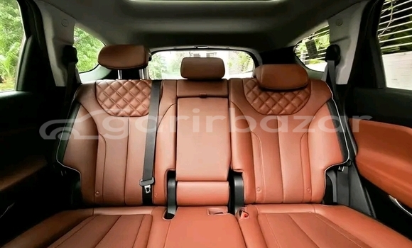 Buy Used Hyundai Santa Fe in Boalkhali, Chattagam Buy Used Hyundai Santa Fe in Boalkhali, Chattagam