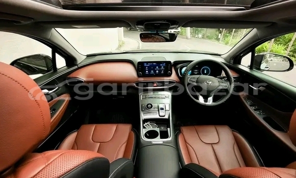 Buy Used Hyundai Santa Fe in Boalkhali, Chattagam Buy Used Hyundai Santa Fe in Boalkhali, Chattagam