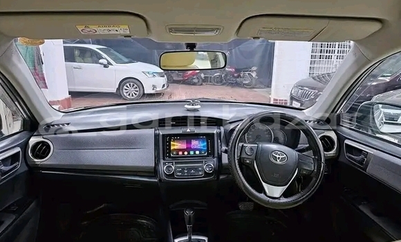 Buy Used Toyota Axio in Baniachang, Habiganj Buy Used Toyota Axio in Baniachang, Habiganj