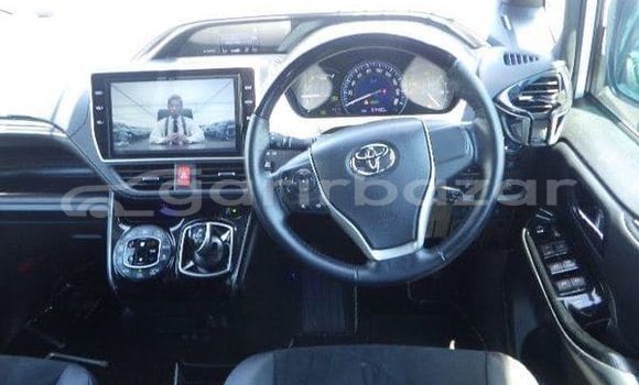 কেনা ব্যবহৃত Toyota Noah White গাড়ী মধ্যে ঢাকা মধ্যে Dhaka কেনা ব্যবহৃত Toyota Noah White গাড়ী মধ্যে ঢাকা মধ্যে Dhaka