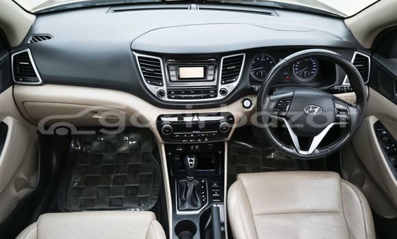 Buy Used 2015 Hyundai tucson in Dhaka, Dhaka Buy Used 2015 Hyundai tucson in Dhaka, Dhaka