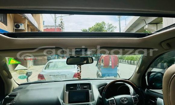 Buy Used 2016 Toyota Land Cruiser in Dhaka, Dhaka Buy Used 2016 Toyota Land Cruiser in Dhaka, Dhaka