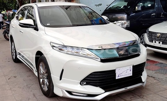 কেনা ব্যবহৃত Toyota Harrier White গাড়ী মধ্যে ঢাকা মধ্যে Dhaka কেনা ব্যবহৃত Toyota Harrier White গাড়ী মধ্যে ঢাকা মধ্যে Dhaka