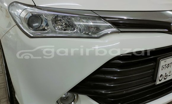 কেনা ব্যবহৃত Toyota IST White গাড়ী মধ্যে ঢাকা মধ্যে Dhaka কেনা ব্যবহৃত Toyota IST White গাড়ী মধ্যে ঢাকা মধ্যে Dhaka
