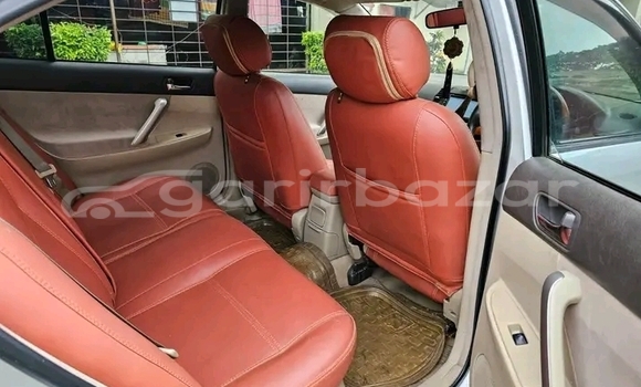 কেনা ব্যবহৃত Toyota Prius White গাড়ী মধ্যে ভোলা মধ্যে Bhola কেনা ব্যবহৃত Toyota Prius White গাড়ী মধ্যে ভোলা মধ্যে Bhola