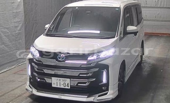 Buy Used 2022 Toyota Noah in Bajitpur, Kishorganj Buy Used 2022 Toyota Noah in Bajitpur, Kishorganj