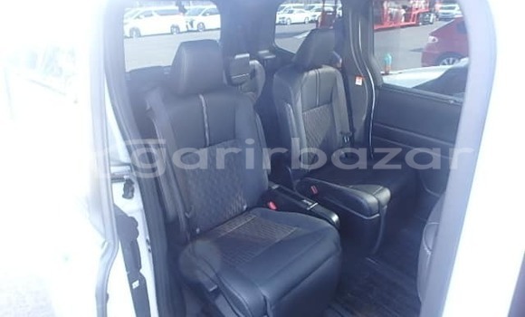 Buy Used 2022 Toyota Noah in Bajitpur, Kishorganj Buy Used 2022 Toyota Noah in Bajitpur, Kishorganj