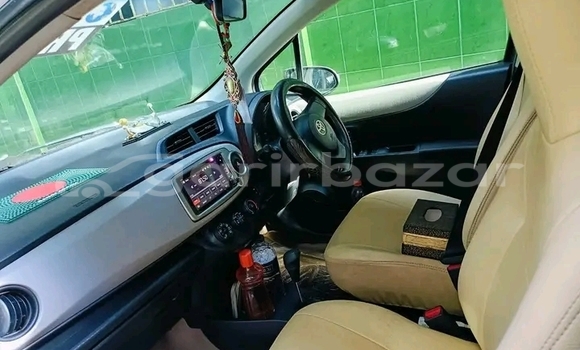 কেনা ব্যবহৃত Toyota Vitz Black গাড়ী মধ্যে বানিয়াচং মধ্যে Habiganj কেনা ব্যবহৃত Toyota Vitz Black গাড়ী মধ্যে বানিয়াচং মধ্যে Habiganj