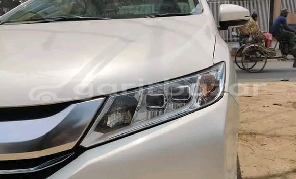 কেনা ব্যবহৃত Honda Grace White গাড়ী মধ্যে বানিয়াচং মধ্যে Habiganj কেনা ব্যবহৃত Honda Grace White গাড়ী মধ্যে বানিয়াচং মধ্যে Habiganj