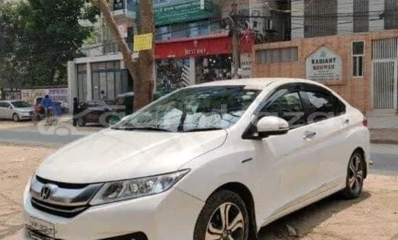 কেনা ব্যবহৃত Honda Grace White গাড়ী মধ্যে বানিয়াচং মধ্যে Habiganj কেনা ব্যবহৃত Honda Grace White গাড়ী মধ্যে বানিয়াচং মধ্যে Habiganj