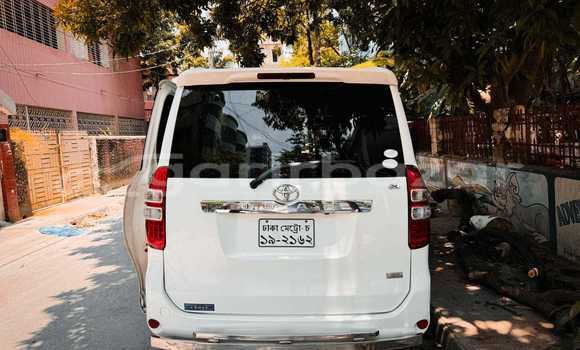 Buy Used 2017 Toyota Noah in Dhaka, Dhaka Buy Used 2017 Toyota Noah in Dhaka, Dhaka