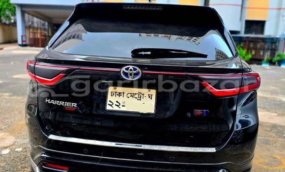 Buy Used 2020 Toyota Harrier in Dhaka, Dhaka Buy Used 2020 Toyota Harrier in Dhaka, Dhaka