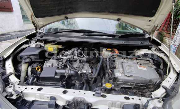 Buy Used 2014 Toyota axio in Dhaka, Dhaka Buy Used 2014 Toyota axio in Dhaka, Dhaka