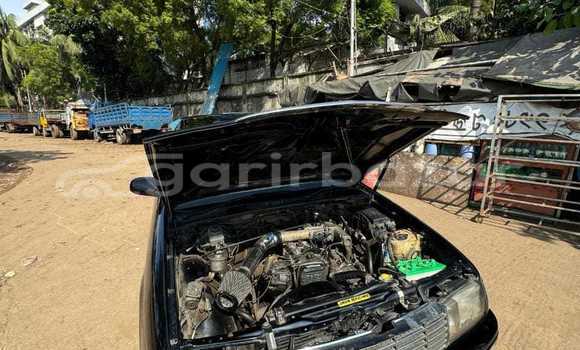 Buy Used 2000 Toyota Crown in Dhaka, Dhaka Buy Used 2000 Toyota Crown in Dhaka, Dhaka