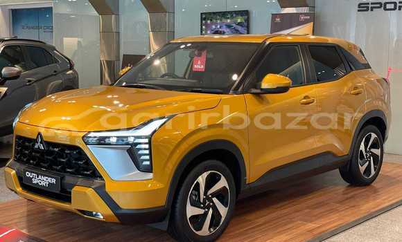 Buy Used 2020 Mitsubishi outlandar in Dhaka, Dhaka Buy Used 2020 Mitsubishi outlandar in Dhaka, Dhaka