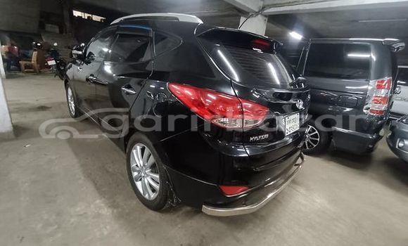 কেনা ব্যবহৃত Hyundai Tucson Dark blue গাড়ী মধ্যে ঢাকা মধ্যে Dhaka কেনা ব্যবহৃত Hyundai Tucson Dark blue গাড়ী মধ্যে ঢাকা মধ্যে Dhaka