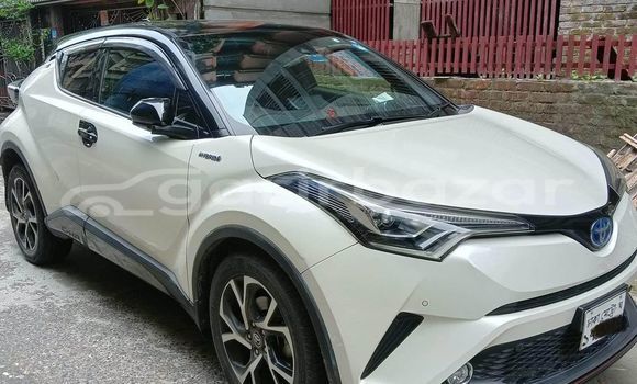 Buy Used 2017 Toyota C-HR in Dhaka, Dhaka Buy Used 2017 Toyota C-HR in Dhaka, Dhaka