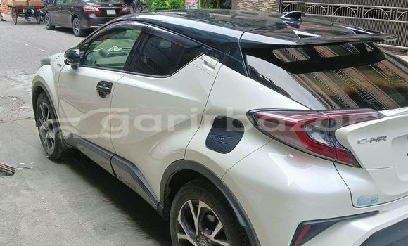 Buy Used 2017 Toyota C-HR in Dhaka, Dhaka Buy Used 2017 Toyota C-HR in Dhaka, Dhaka