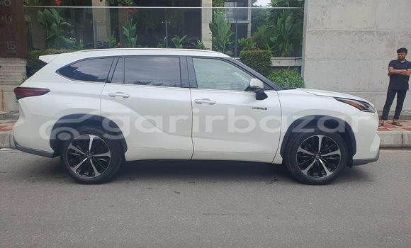 Buy Used 2019 Toyota RAV4 in Dhaka, Dhaka Buy Used 2019 Toyota RAV4 in Dhaka, Dhaka