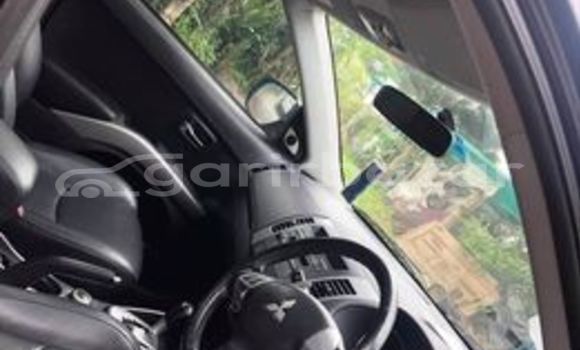 কেনা ব্যবহৃত Mitsubishi outlandar rockford Black গাড়ী মধ্যে ঢাকা মধ্যে Dhaka কেনা ব্যবহৃত Mitsubishi outlandar rockford Black গাড়ী মধ্যে ঢাকা মধ্যে Dhaka