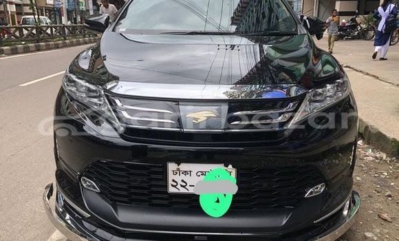Buy Used 2016 Toyota Harrier in Dhaka, Dhaka Buy Used 2016 Toyota Harrier in Dhaka, Dhaka
