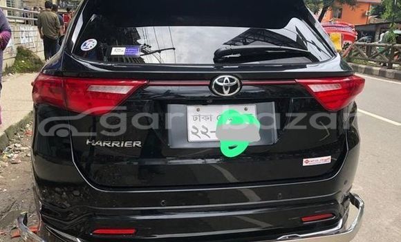 Buy Used 2016 Toyota Harrier in Dhaka, Dhaka Buy Used 2016 Toyota Harrier in Dhaka, Dhaka
