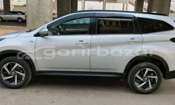 Buy Used Toyota Runx in Bajitpur, Kishorganj Buy Used Toyota Runx in Bajitpur, Kishorganj