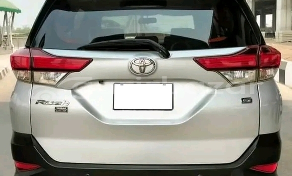 Buy Used Toyota Runx in Bajitpur, Kishorganj Buy Used Toyota Runx in Bajitpur, Kishorganj