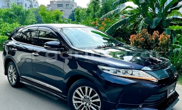 Buy Used Toyota Harrier in Baniachang, Habiganj Buy Used Toyota Harrier in Baniachang, Habiganj