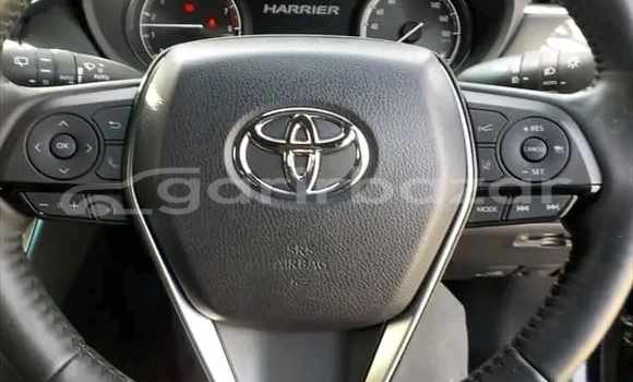 Buy Used Toyota Harrier in Bajitpur, Kishorganj Buy Used Toyota Harrier in Bajitpur, Kishorganj