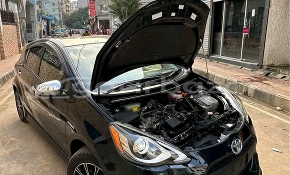 Buy Used Toyota Aqua in Baniachang, Habiganj Buy Used Toyota Aqua in Baniachang, Habiganj