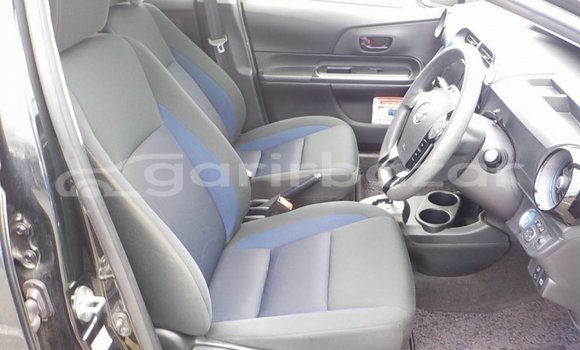 কেনা ব্যবহৃত Toyota AQUA Black গাড়ী মধ্যে খুলনা মধ্যে Khulna কেনা ব্যবহৃত Toyota AQUA Black গাড়ী মধ্যে খুলনা মধ্যে Khulna