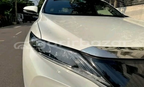 কেনা ব্যবহৃত Toyota Harrier White গাড়ী মধ্যে বানিয়াচং মধ্যে Habiganj কেনা ব্যবহৃত Toyota Harrier White গাড়ী মধ্যে বানিয়াচং মধ্যে Habiganj