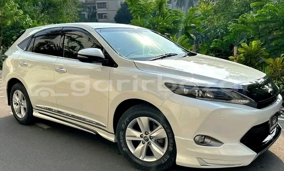 কেনা ব্যবহৃত Toyota Harrier White গাড়ী মধ্যে বানিয়াচং মধ্যে Habiganj কেনা ব্যবহৃত Toyota Harrier White গাড়ী মধ্যে বানিয়াচং মধ্যে Habiganj
