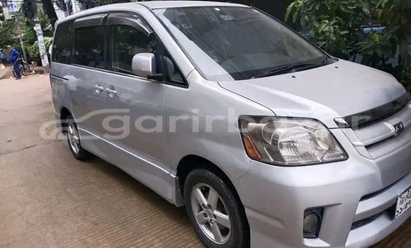 Buy Used Toyota Noah in Bhangura, Pabna Buy Used Toyota Noah in Bhangura, Pabna
