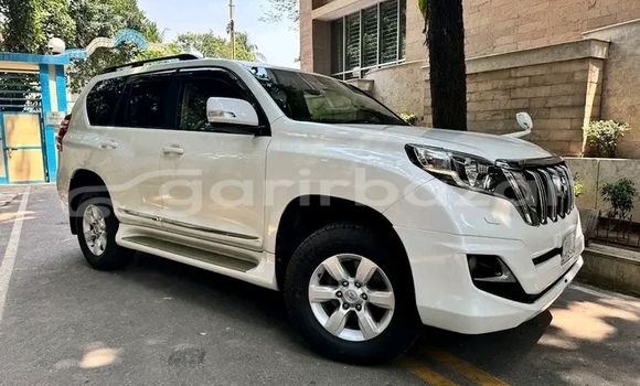 Buy Used Toyota Prado in Baniachang, Habiganj Buy Used Toyota Prado in Baniachang, Habiganj
