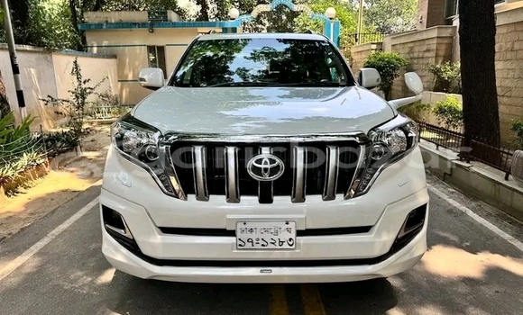 Buy Used Toyota Prado in Baniachang, Habiganj Buy Used Toyota Prado in Baniachang, Habiganj