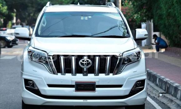Buy Used 2019 Toyota land cruiser-prado in Dhaka, Dhaka Buy Used 2019 Toyota land cruiser-prado in Dhaka, Dhaka
