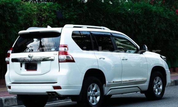 Buy Used 2019 Toyota land cruiser-prado in Dhaka, Dhaka Buy Used 2019 Toyota land cruiser-prado in Dhaka, Dhaka