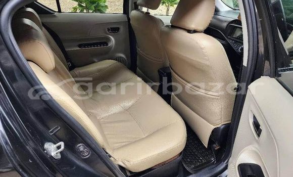 Buy Used 2020 Toyota Aqua in Dhaka, Dhaka Buy Used 2020 Toyota Aqua in Dhaka, Dhaka