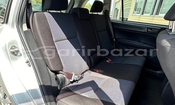 Buy Used 2019 Toyota axio fielder in Dhaka, Dhaka Buy Used 2019 Toyota axio fielder in Dhaka, Dhaka